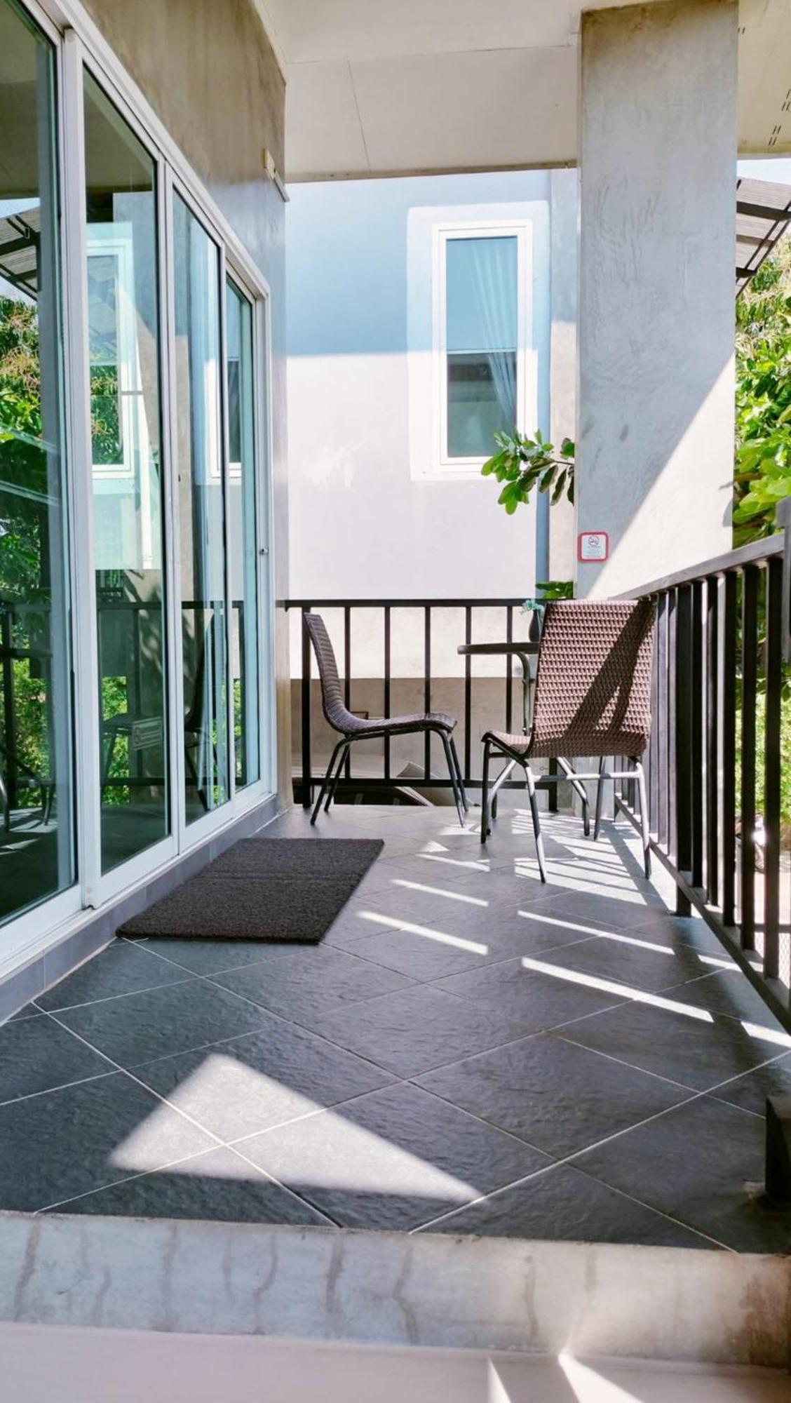 Villa Rajapruek Entire 3 Villas 7 Bedrooms Near Airport Chiang Mai Eksteriør bilde