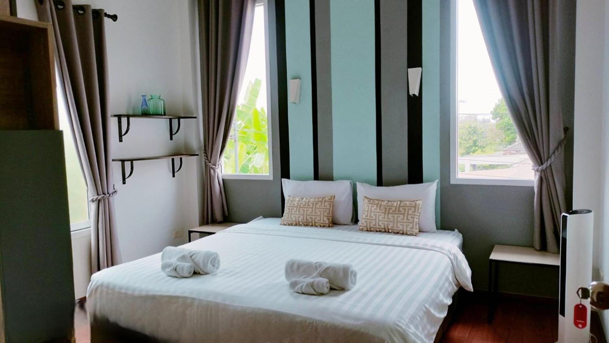 Villa Rajapruek Entire 3 Villas 7 Bedrooms Near Airport Chiang Mai Eksteriør bilde